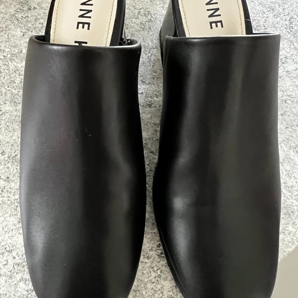 Anne Klein - size 7.5 slip-on shoe
